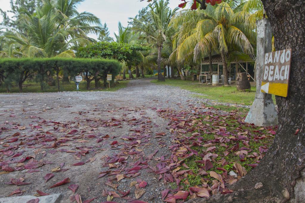 Sea Eye Hotel - Laguna Building Utila Exteriör bild